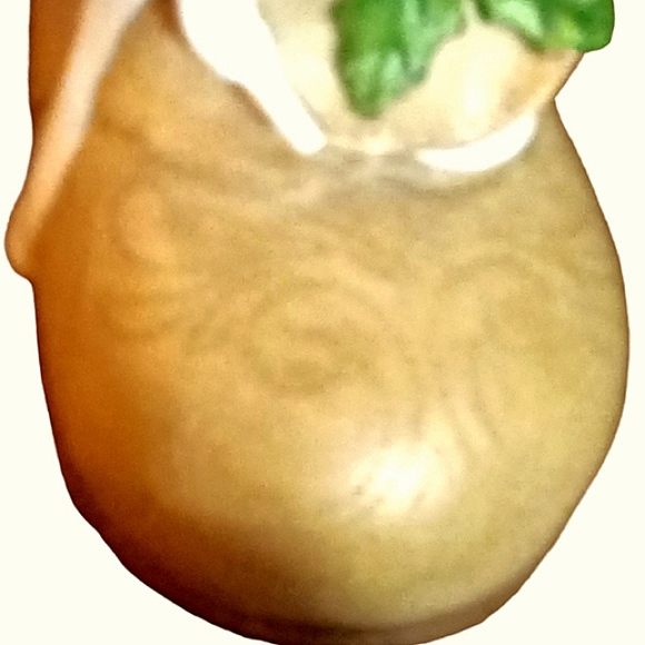 VINTAGE G G SANTIAGO CHRISTMAS COLLECTIBLE. A White Kitten in a Shoe! - Picture 7 of 12